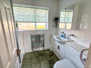 Photo 16- click for photo gallery